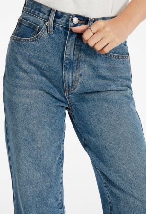 Noah High Rise Ankle Barrel Leg Jeans