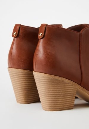 Dakota Heeled Bootie