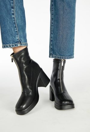 Gracen Heeled Bootie