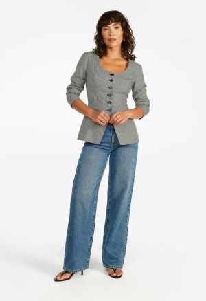 Scoop Neck Hourglass Blazer
