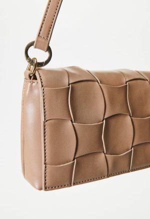 Large Detail Woven Crossbody