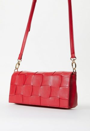 Large Detail Woven Crossbody