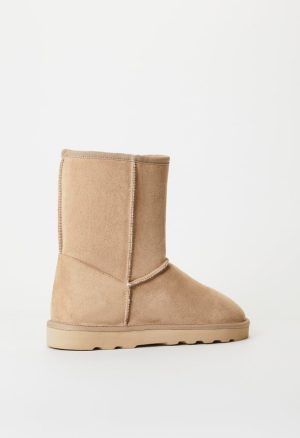 Brynne Fuzzie Bootie