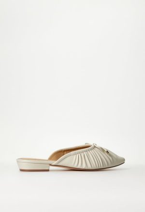 Monette Flat Mule