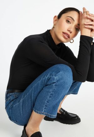 Asher Mid Rise Comfort Ankle Straight Jean