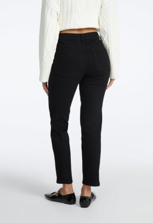 Asher Mid Rise Comfort Ankle Straight Jean