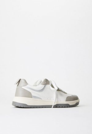 Regina Court Sneaker