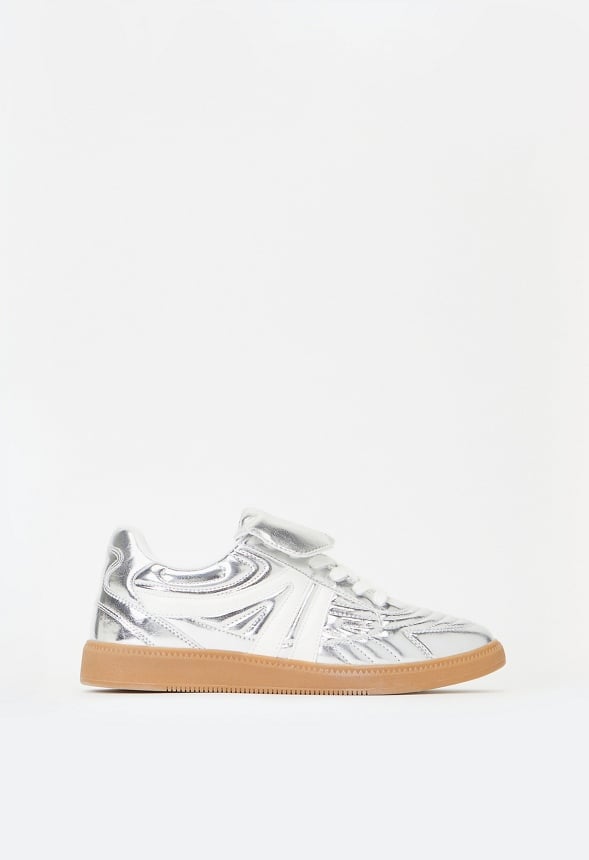 Wren Court Sneaker
