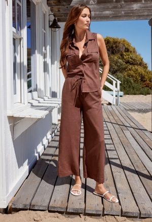 Sleeveless Linen Utility Shirt