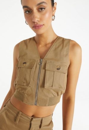 Utility Cropped Cargo Vest